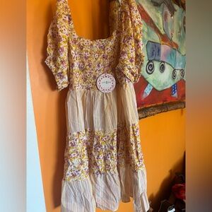 Umgee floral dress NWT med